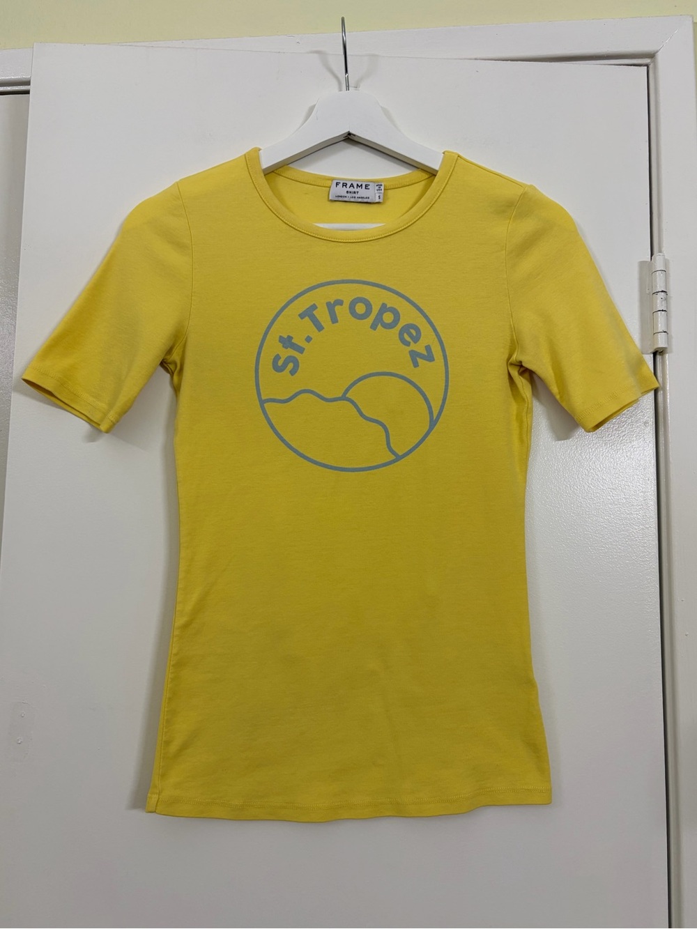 FRAME St. Tropez Graphic Tee Yellow Supima Cotton Stretch Size S Coastal Summer